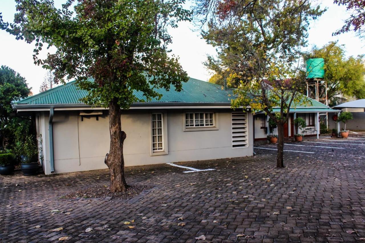 Villa Jana Guesthouse Pretoria Exterior photo