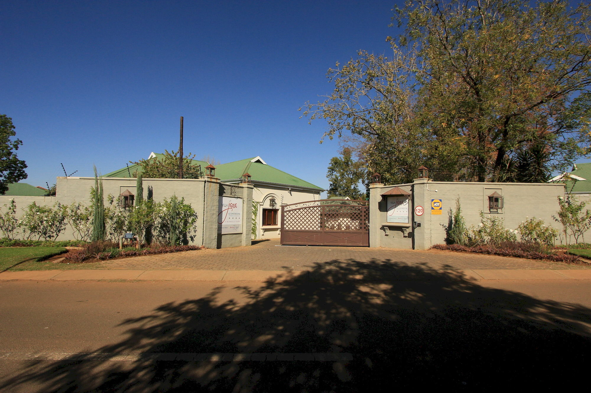 Villa Jana Guesthouse Pretoria Exterior photo